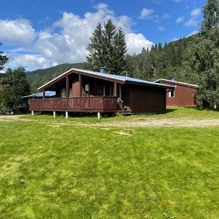 Midttun Camping Og Feriehytter Vossestrand Buitenkant foto