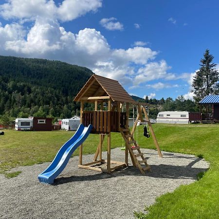 Midttun Camping Og Feriehytter Vossestrand Buitenkant foto