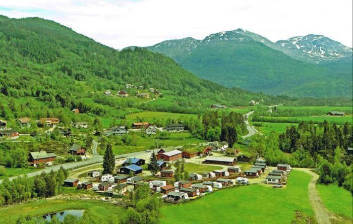 Midttun Camping Og Feriehytter Vossestrand Buitenkant foto