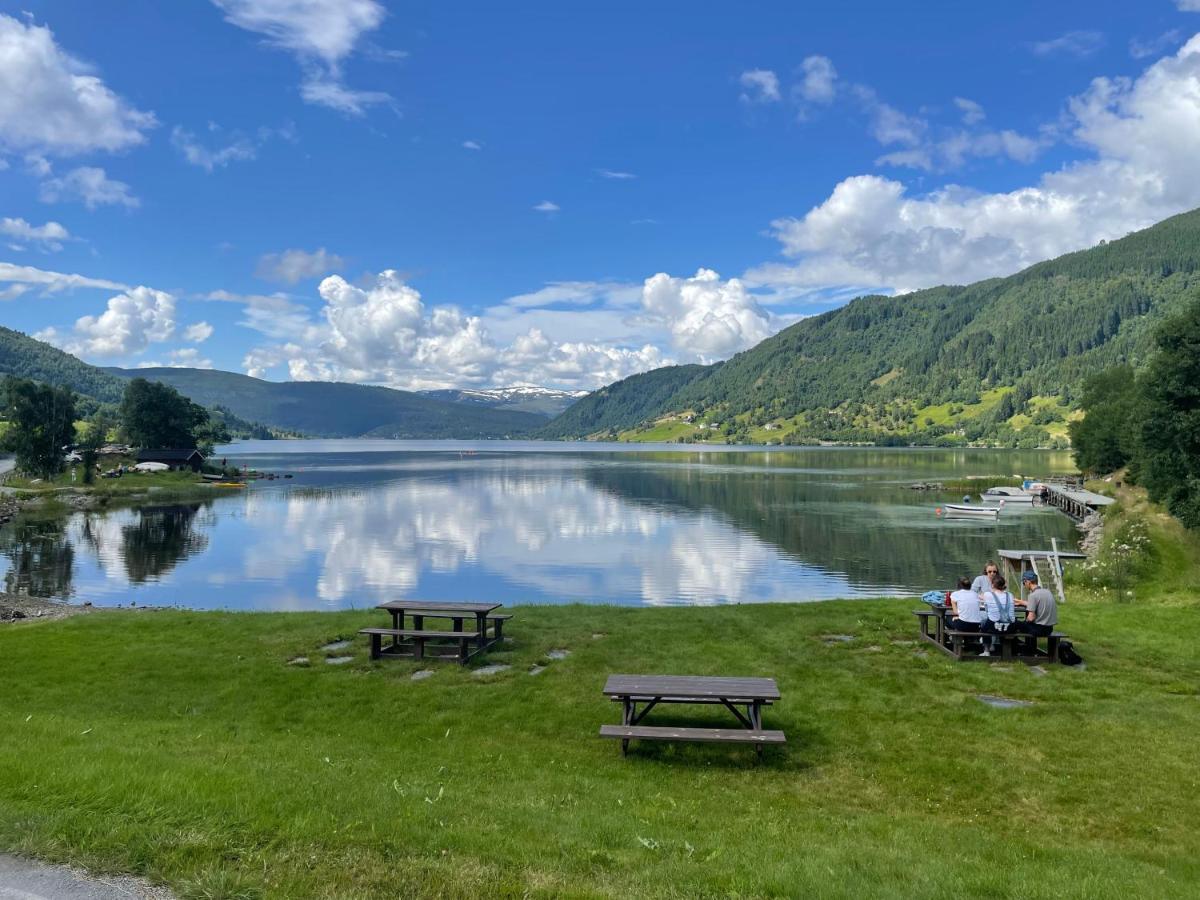 Midttun Camping Og Feriehytter Vossestrand Buitenkant foto